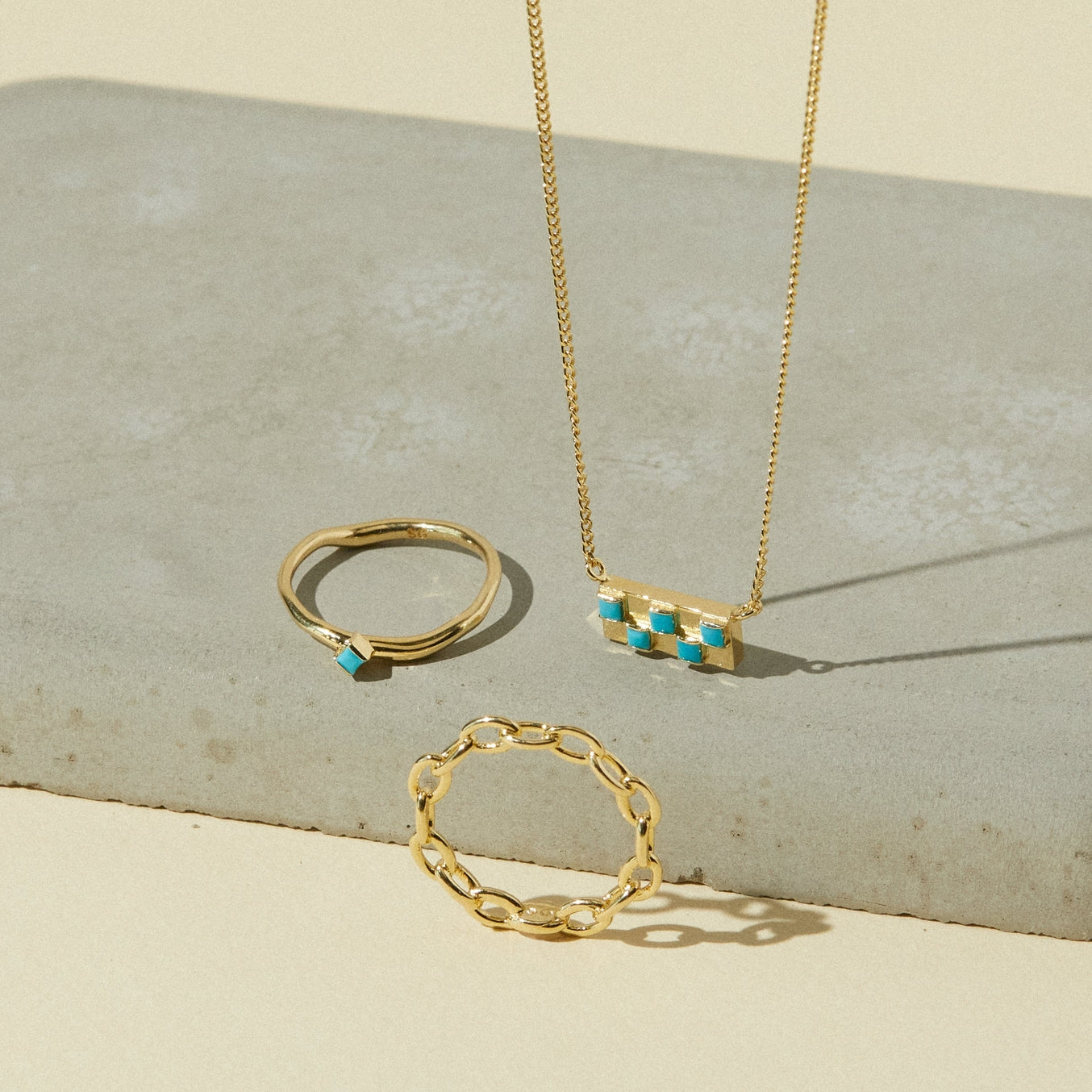 Gold Single Cobble Ring